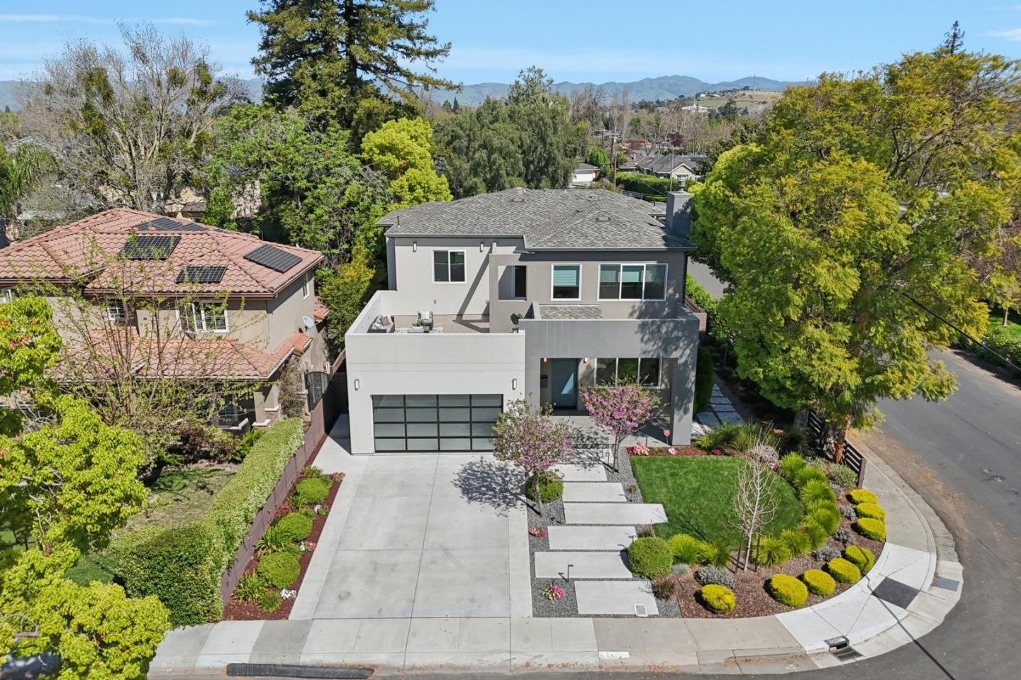 2446 Westgate Avenue