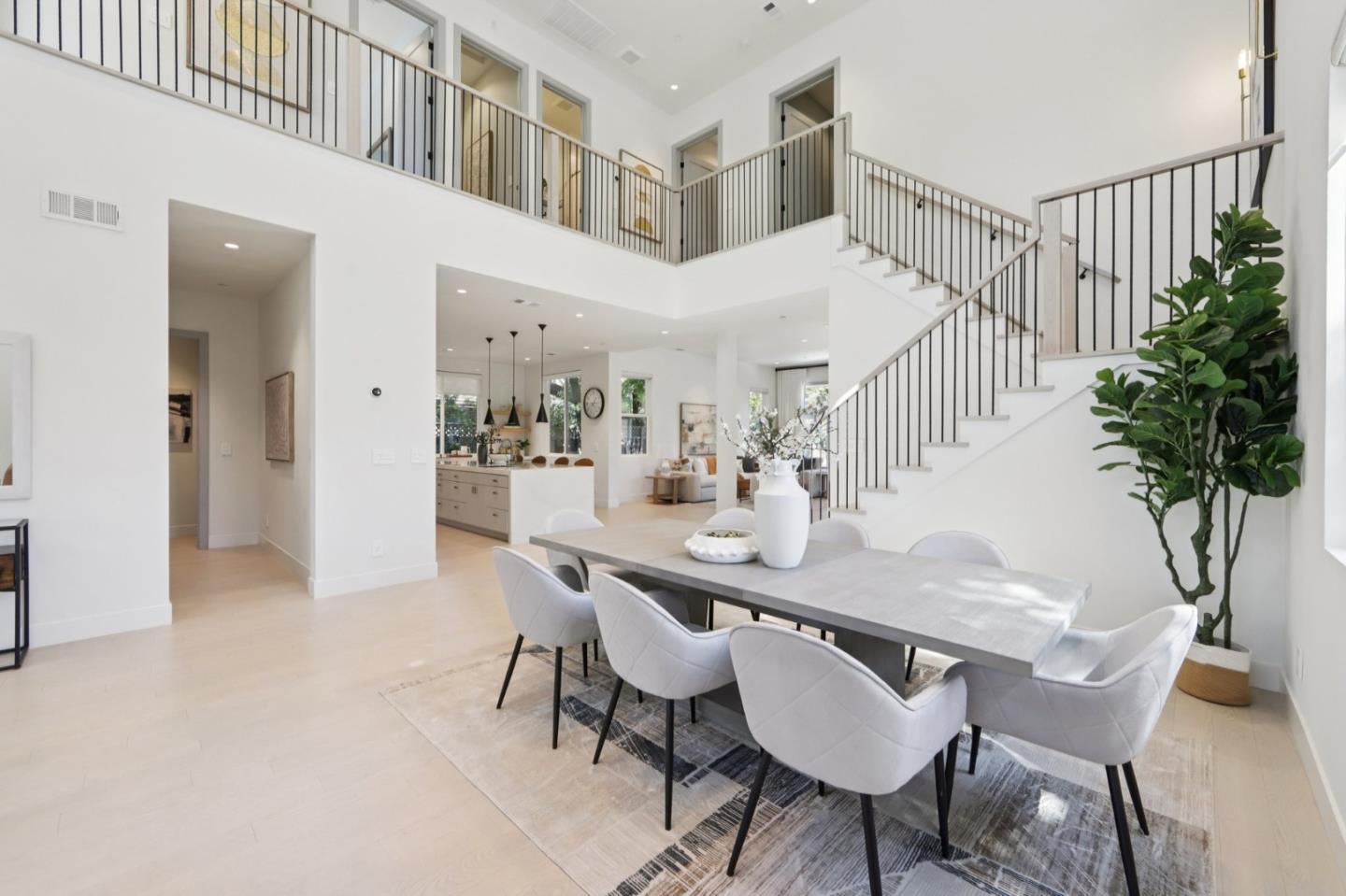 2446 Westgate Avenue