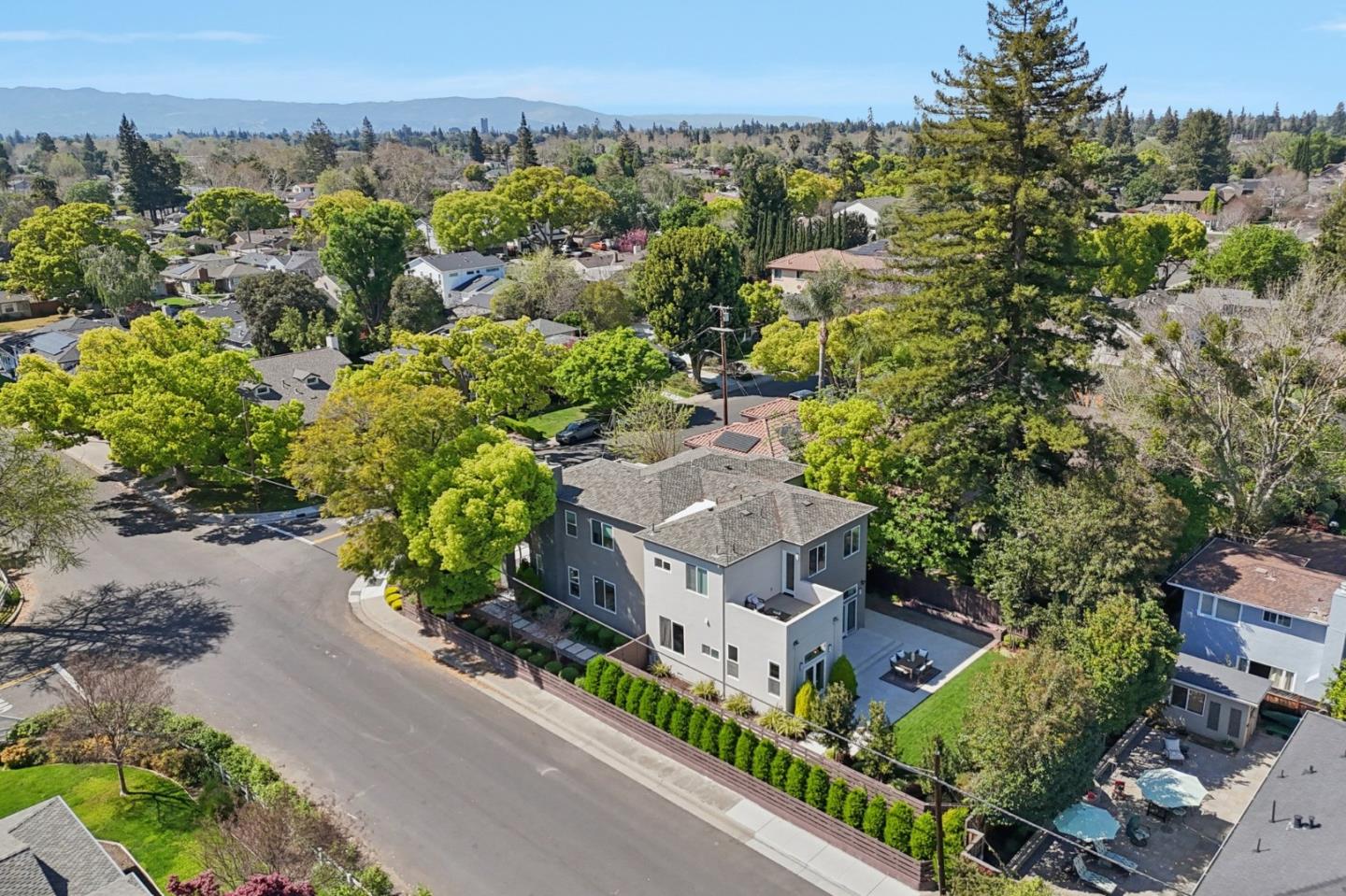 2446 Westgate Avenue