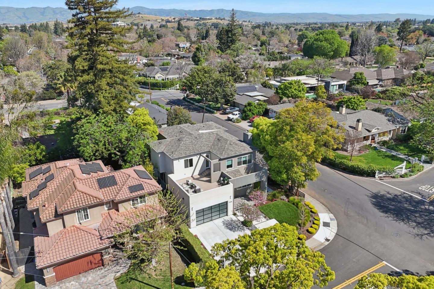 2446 Westgate Avenue