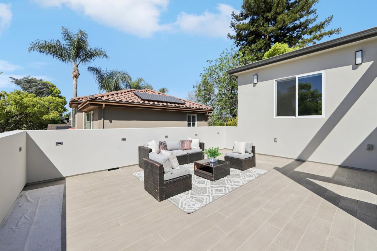 2446 Westgate Avenue