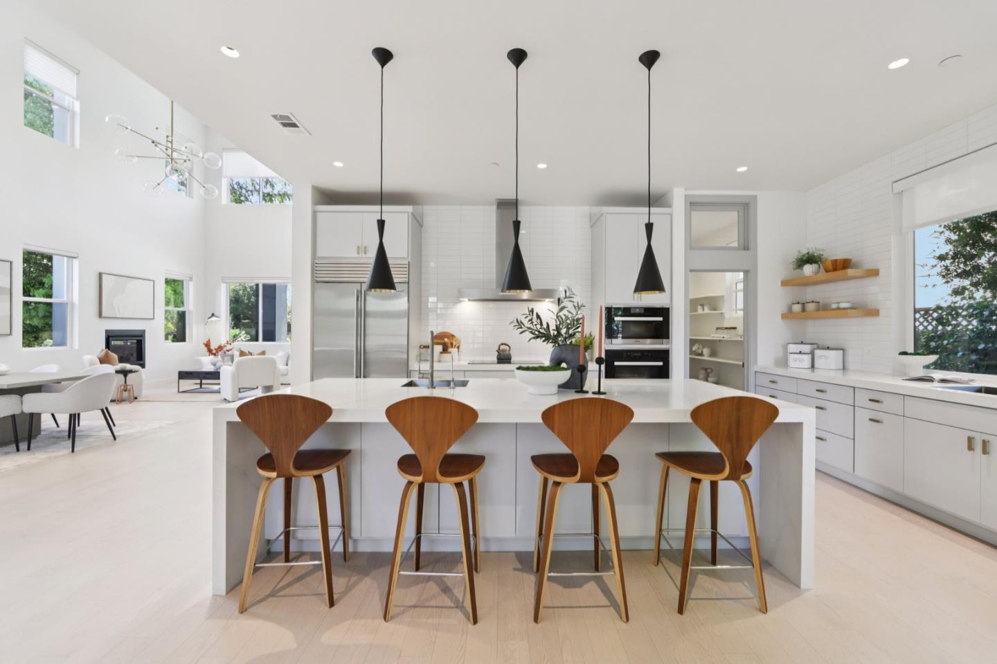 2446 Westgate Avenue