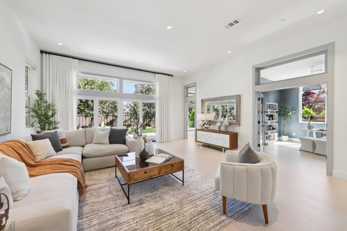 2446 Westgate Avenue