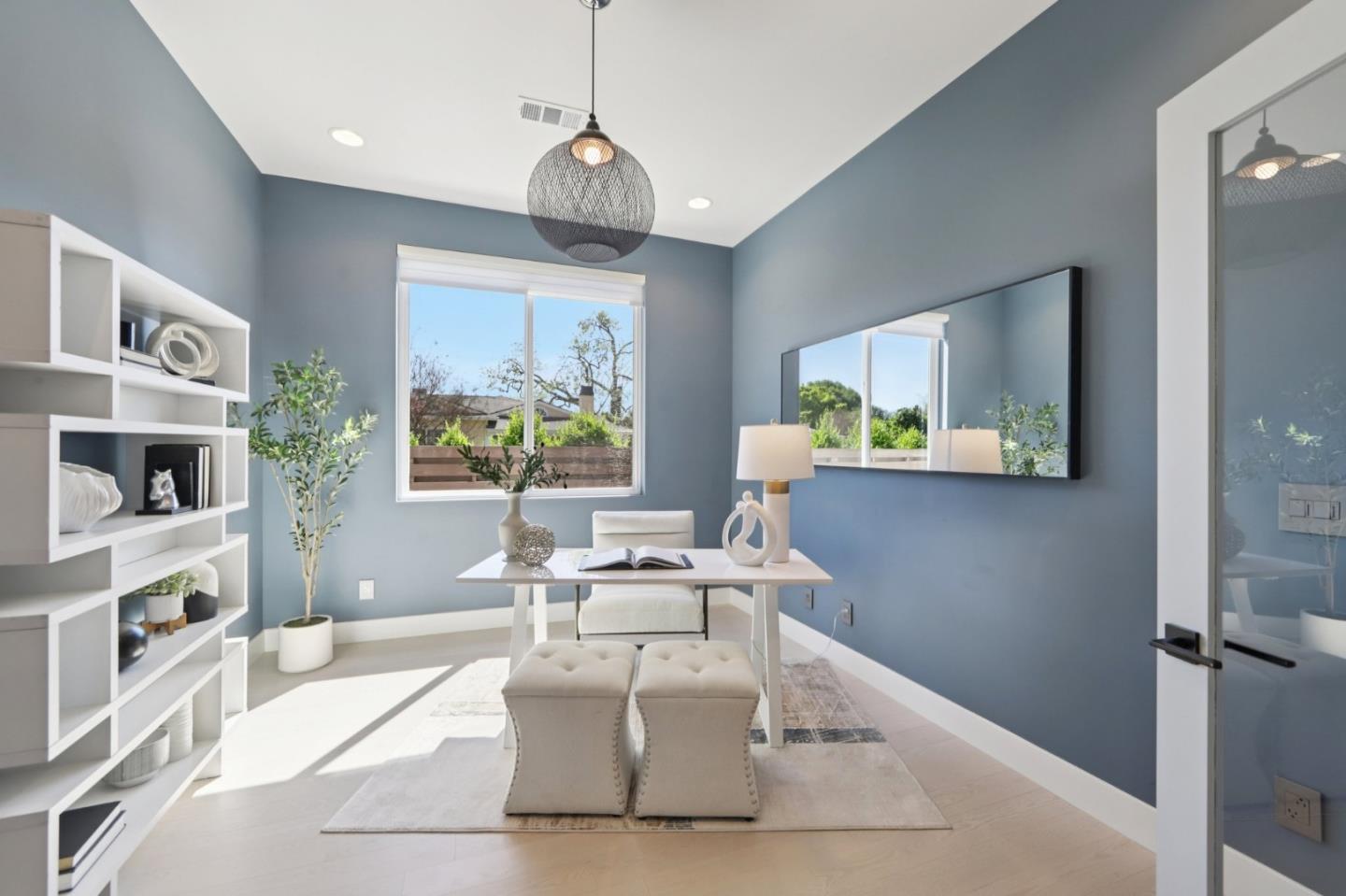 2446 Westgate Avenue