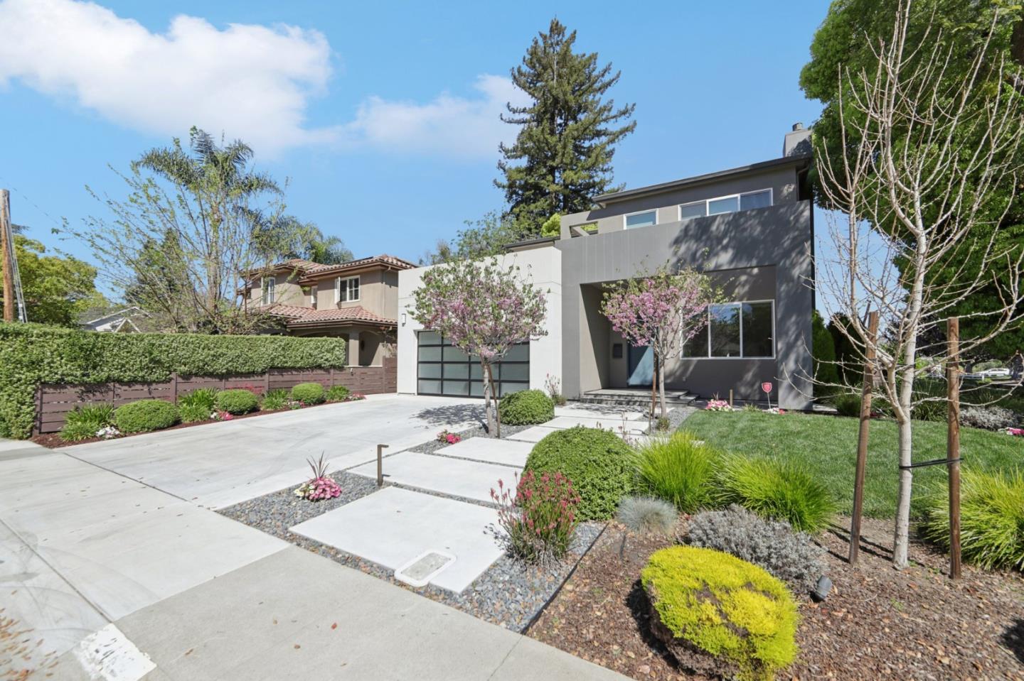 2446 Westgate Avenue