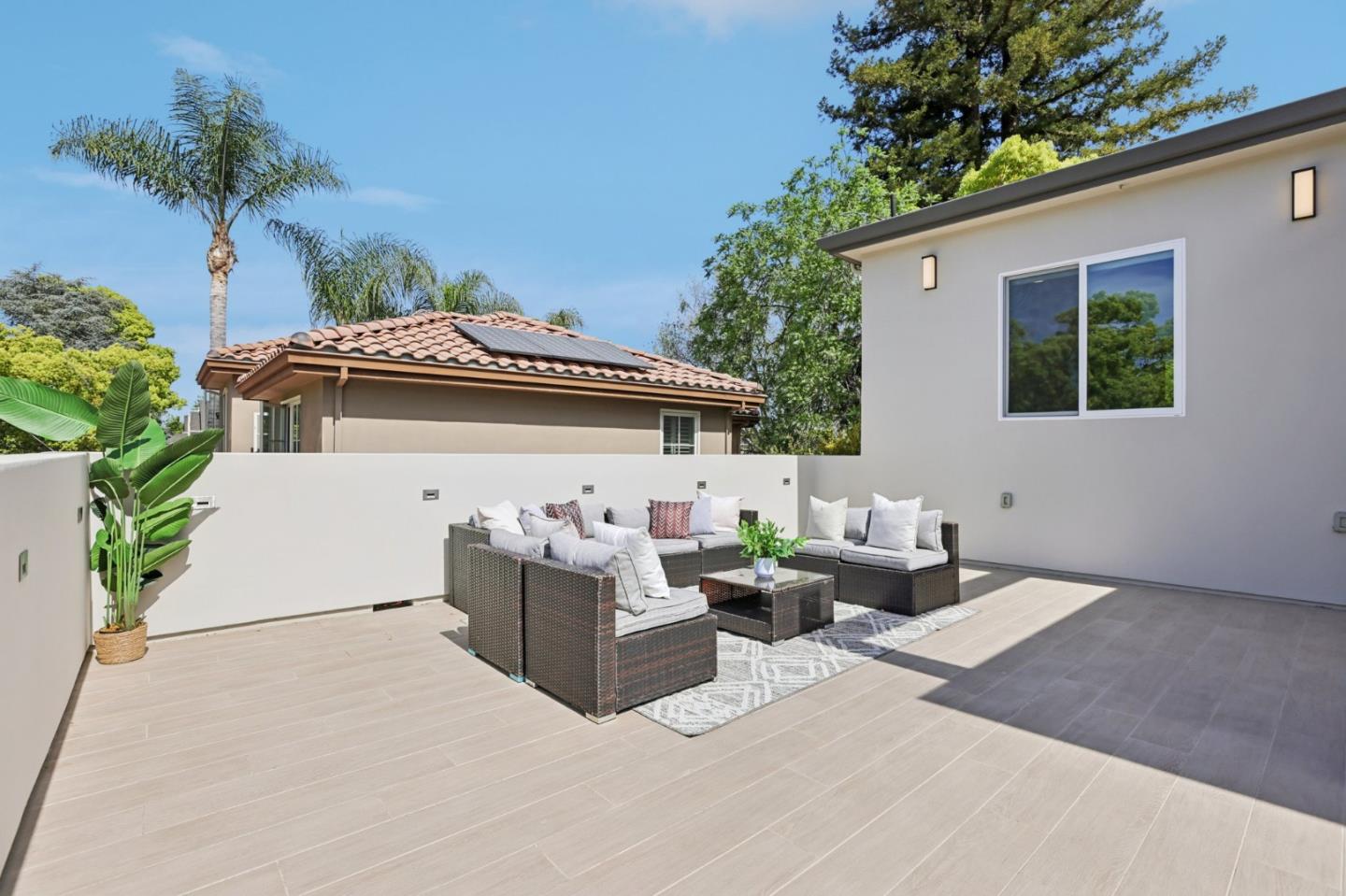 2446 Westgate Avenue