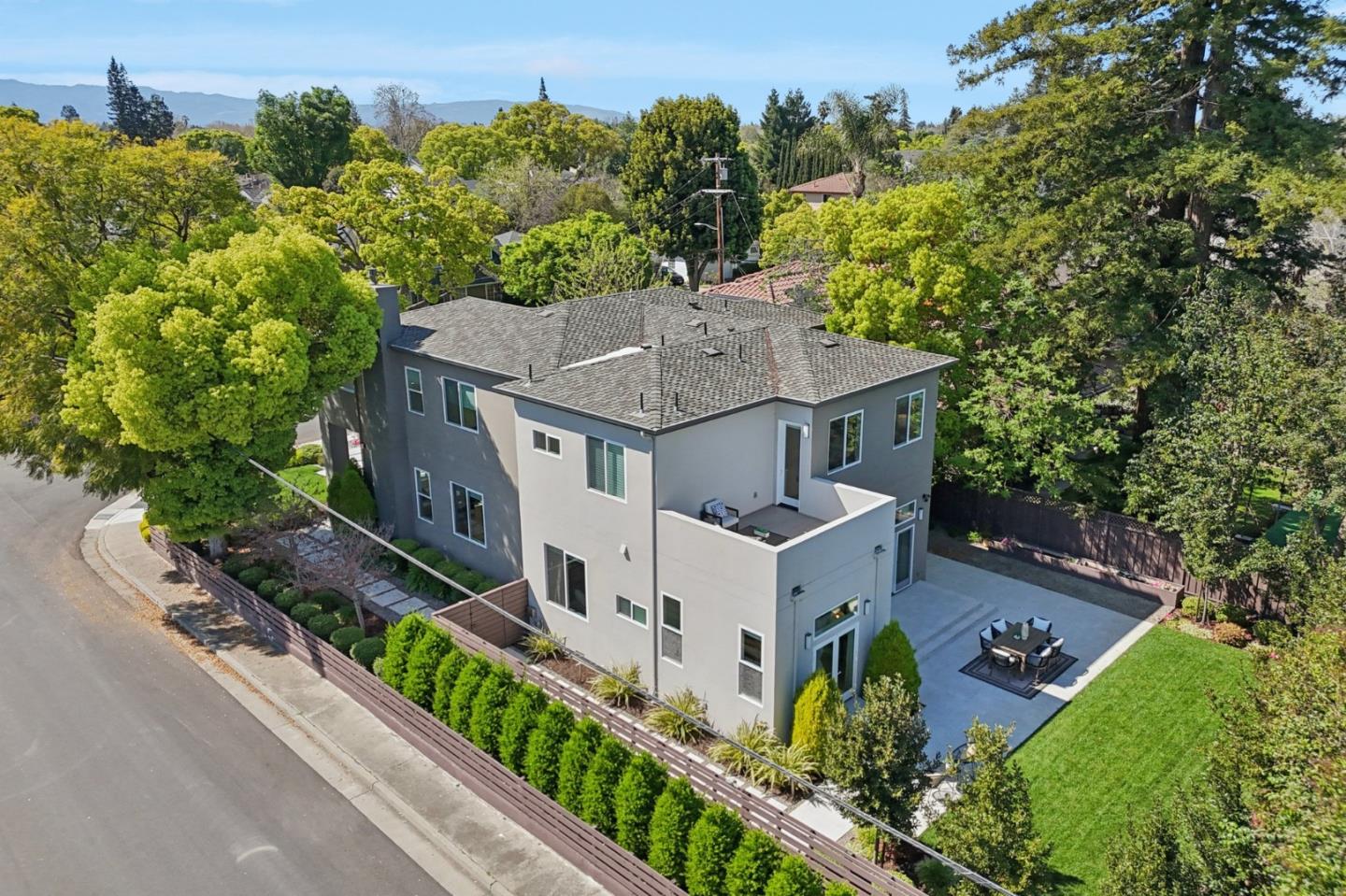 2446 Westgate Avenue