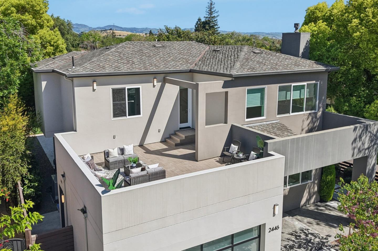 2446 Westgate Avenue