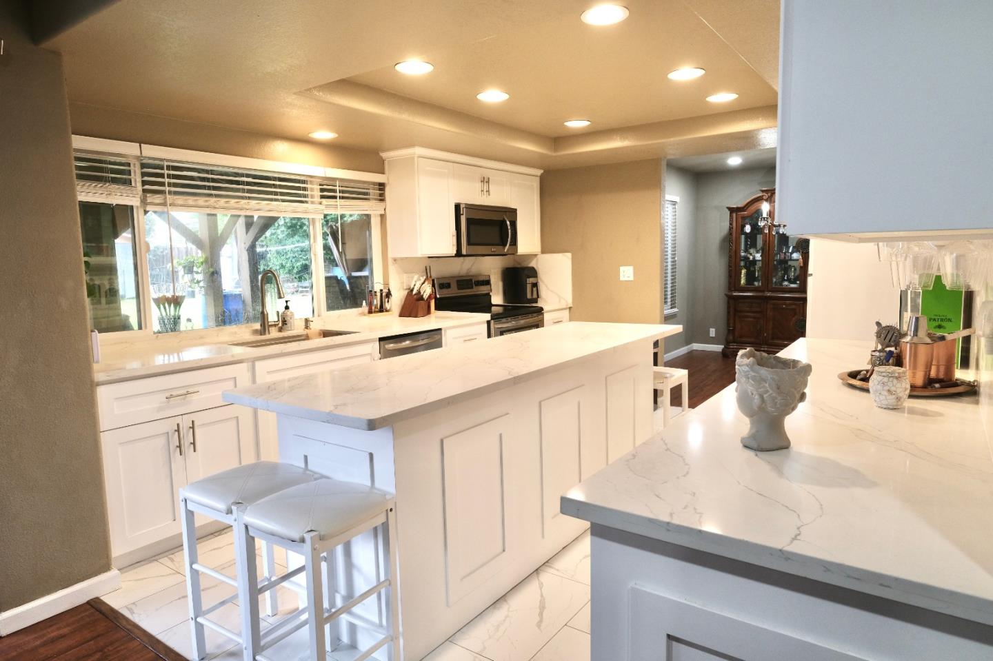 5076 Cineraria Court