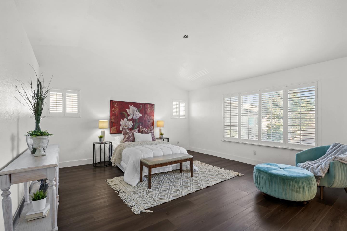 5071 Moorcroft Circle