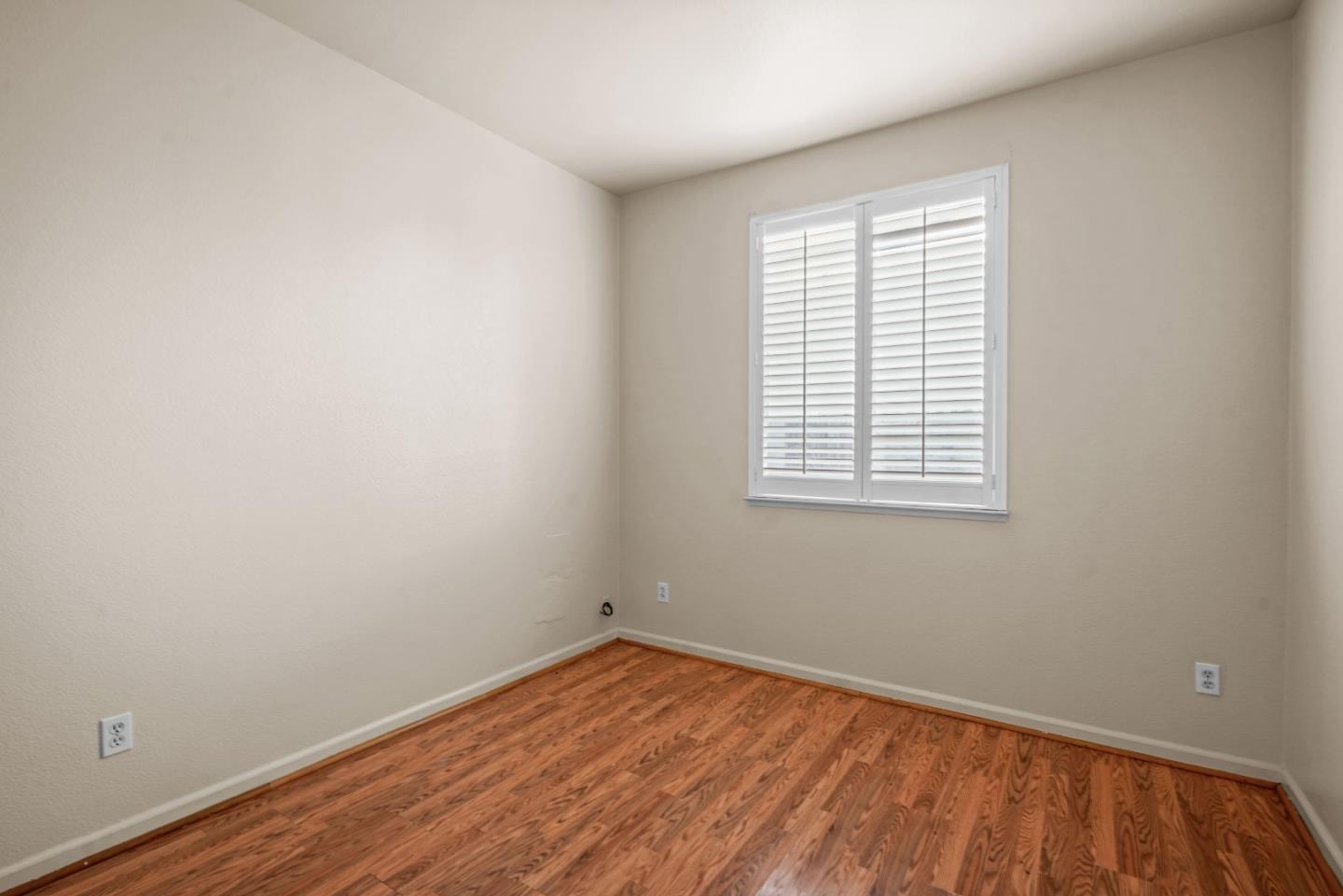 5071 Moorcroft Circle