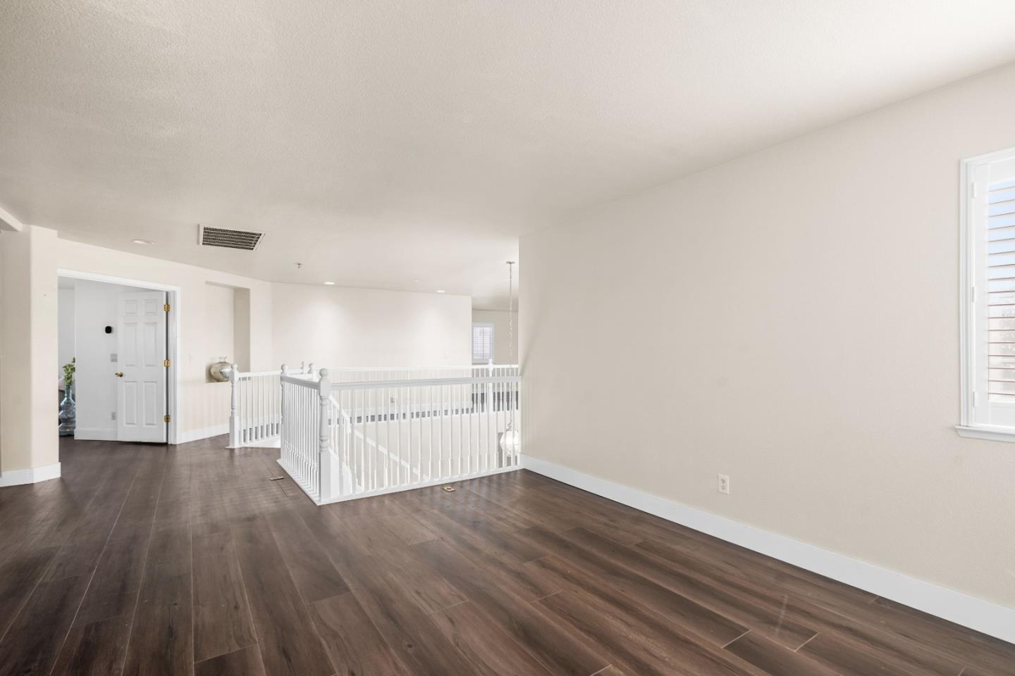 5071 Moorcroft Circle