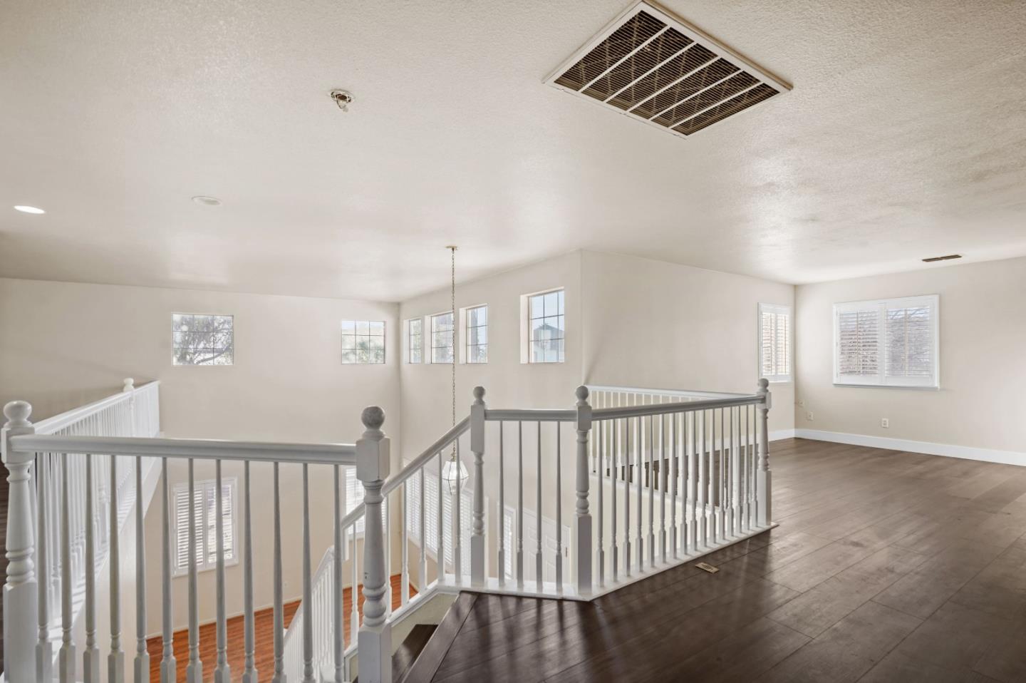 5071 Moorcroft Circle