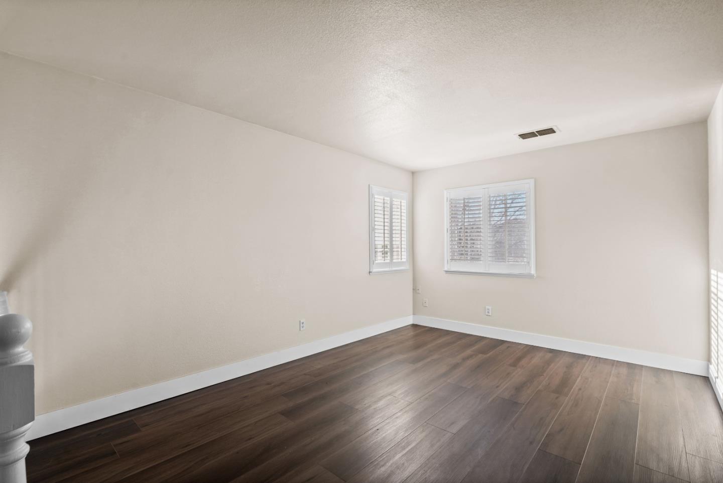 5071 Moorcroft Circle