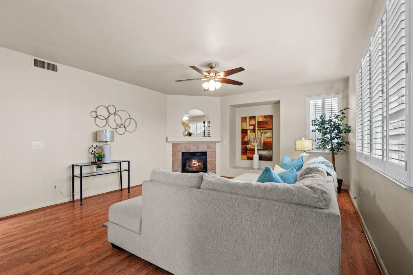 5071 Moorcroft Circle