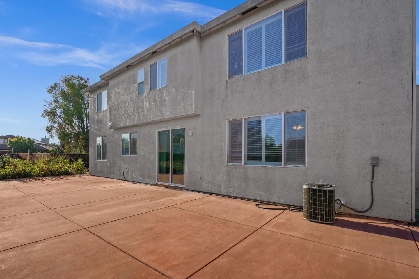 5071 Moorcroft Circle