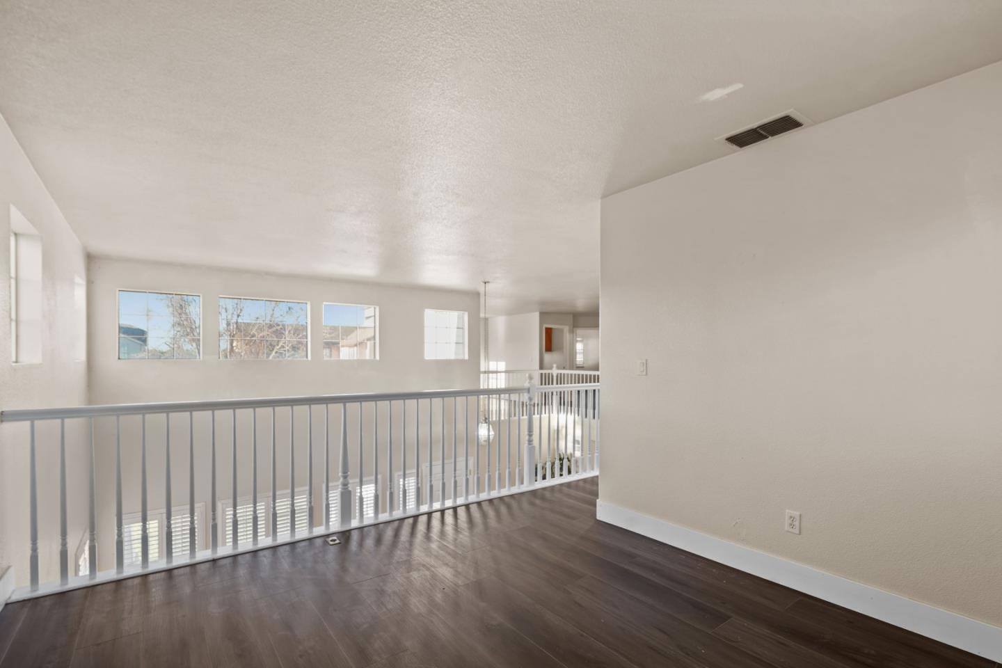 5071 Moorcroft Circle