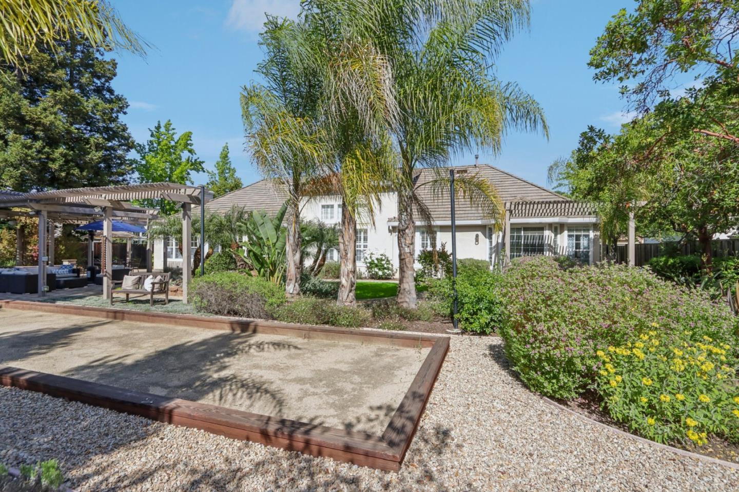 2161 Shadow Ridge Way