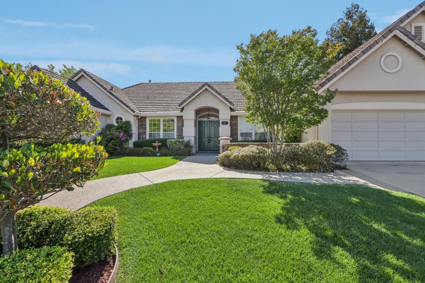 2161 Shadow Ridge Way