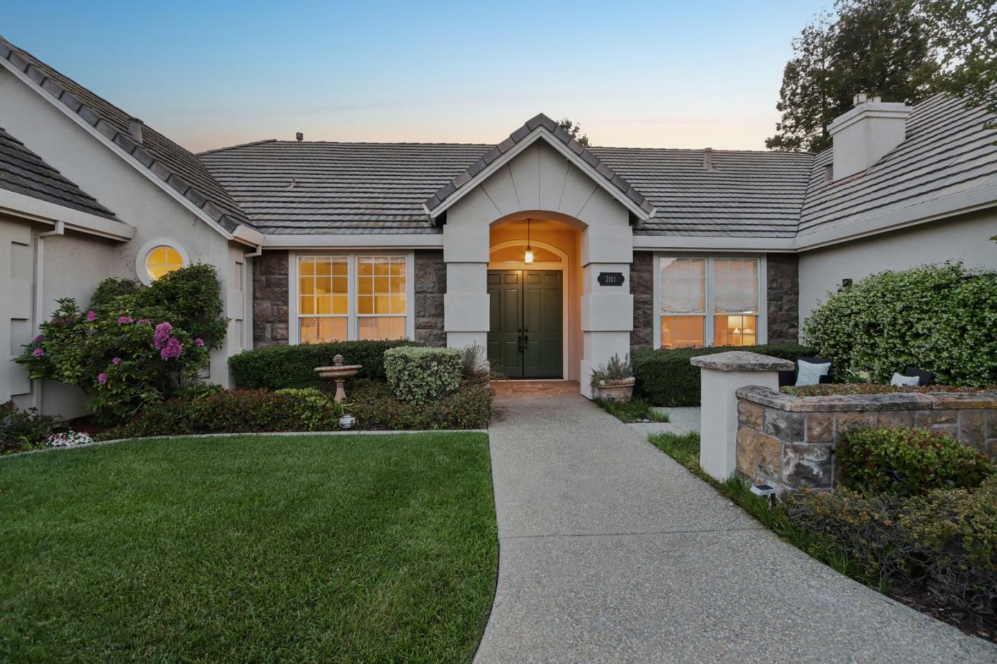 2161 Shadow Ridge Way