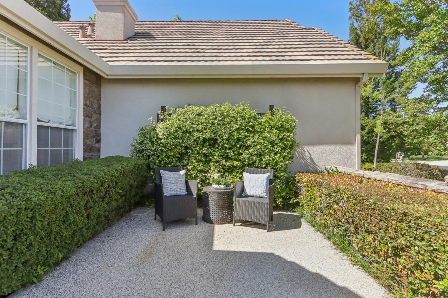 2161 Shadow Ridge Way