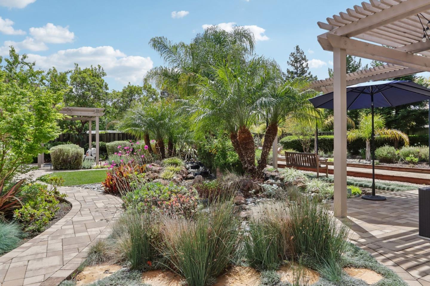 2161 Shadow Ridge Way