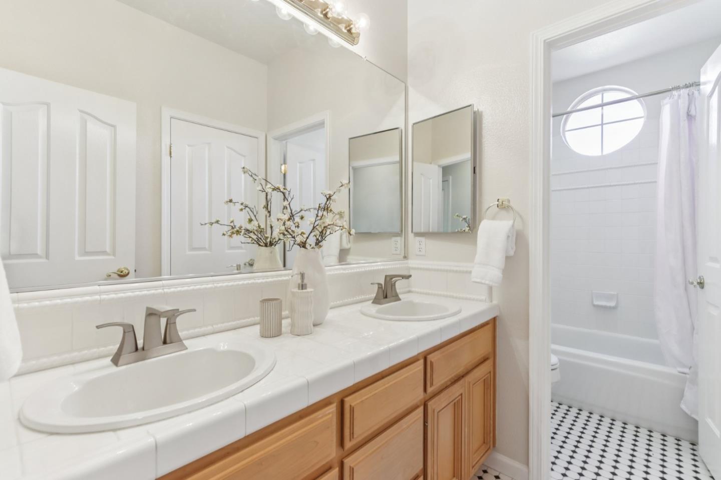 2161 Shadow Ridge Way