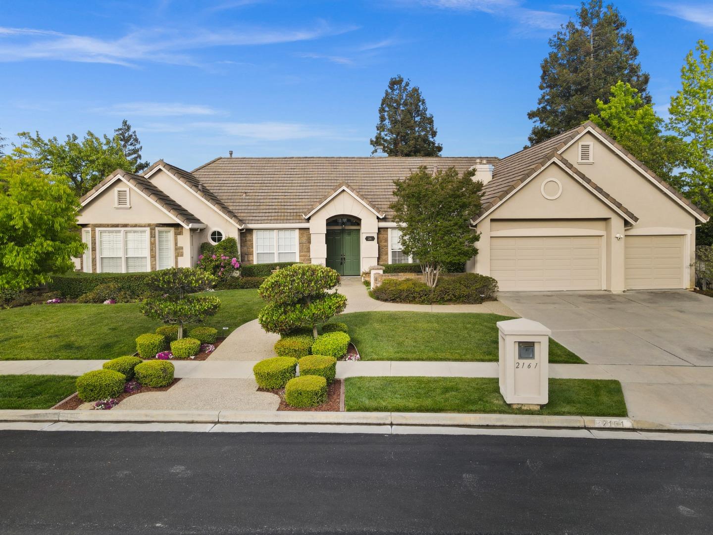 2161 Shadow Ridge Way