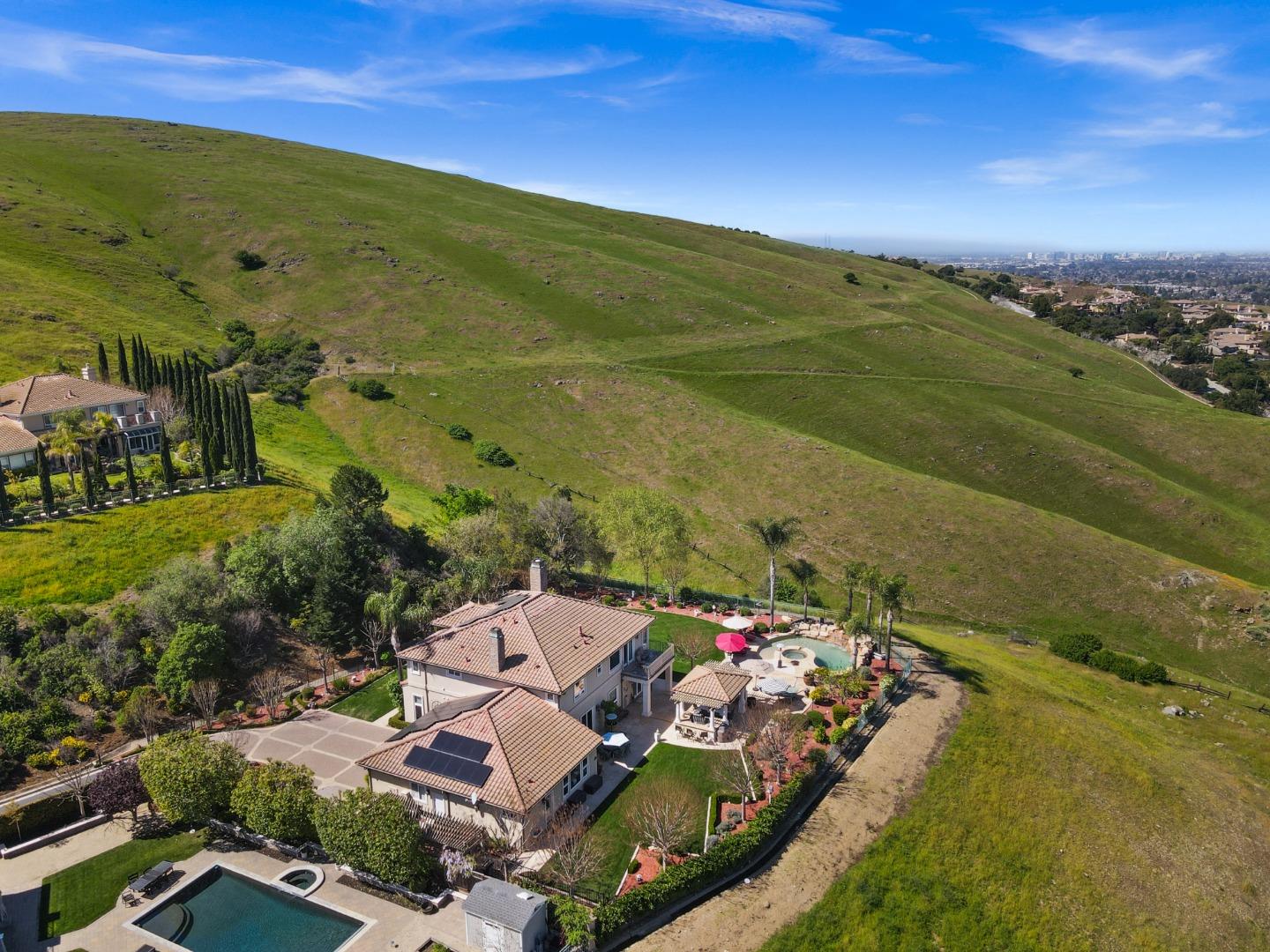 4903 Eastbourne Court