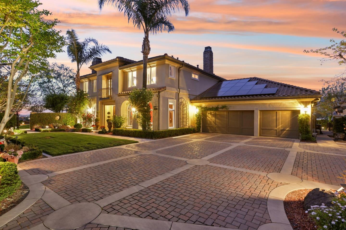 4903 Eastbourne Court