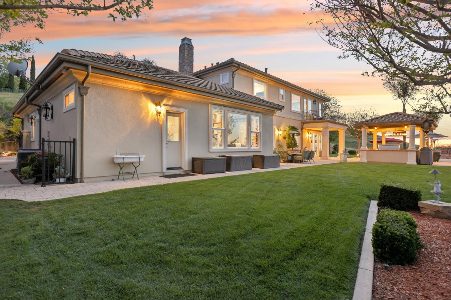 4903 Eastbourne Court