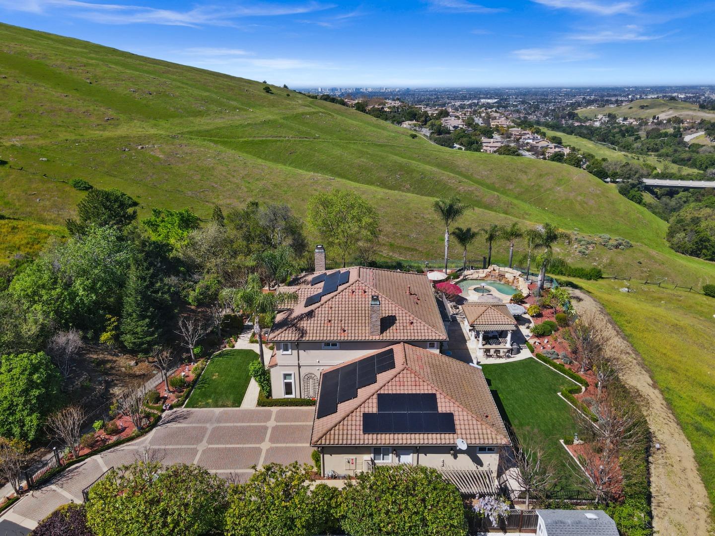 4903 Eastbourne Court