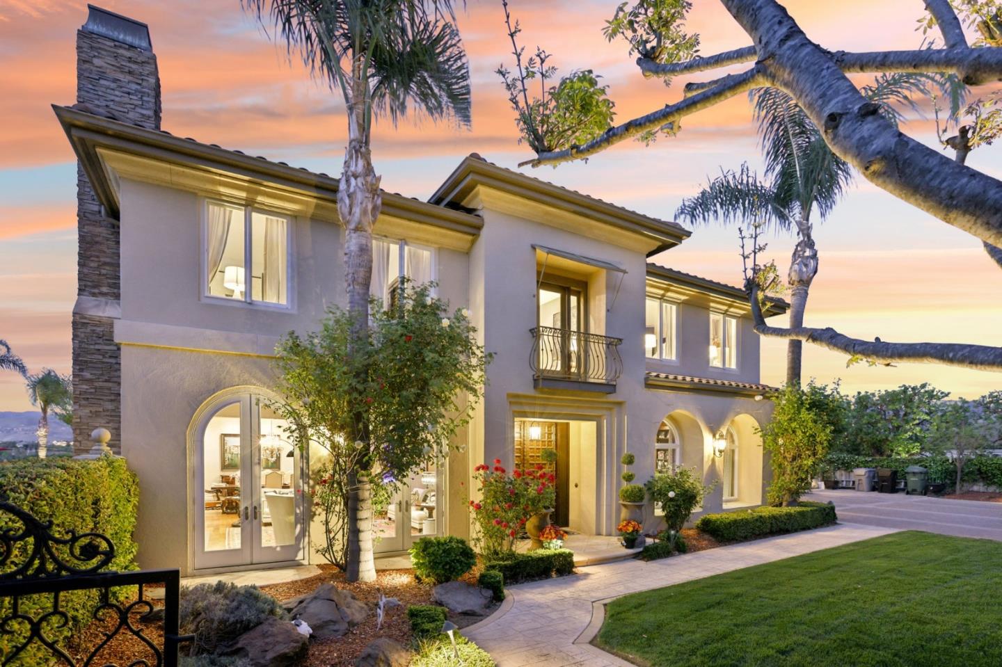 4903 Eastbourne Court