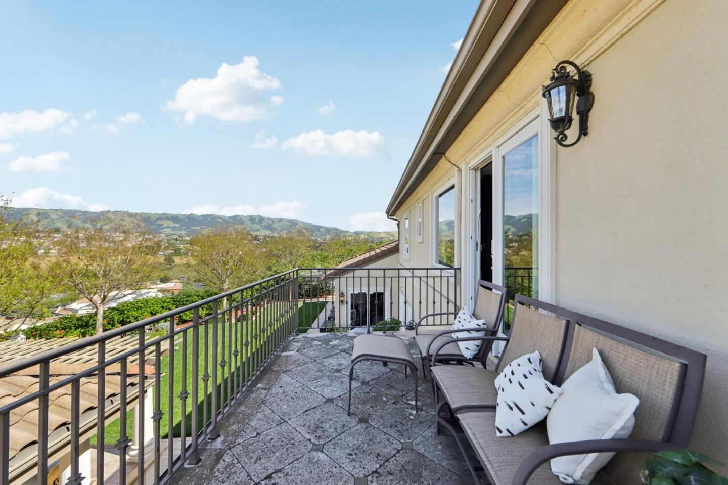 4903 Eastbourne Court