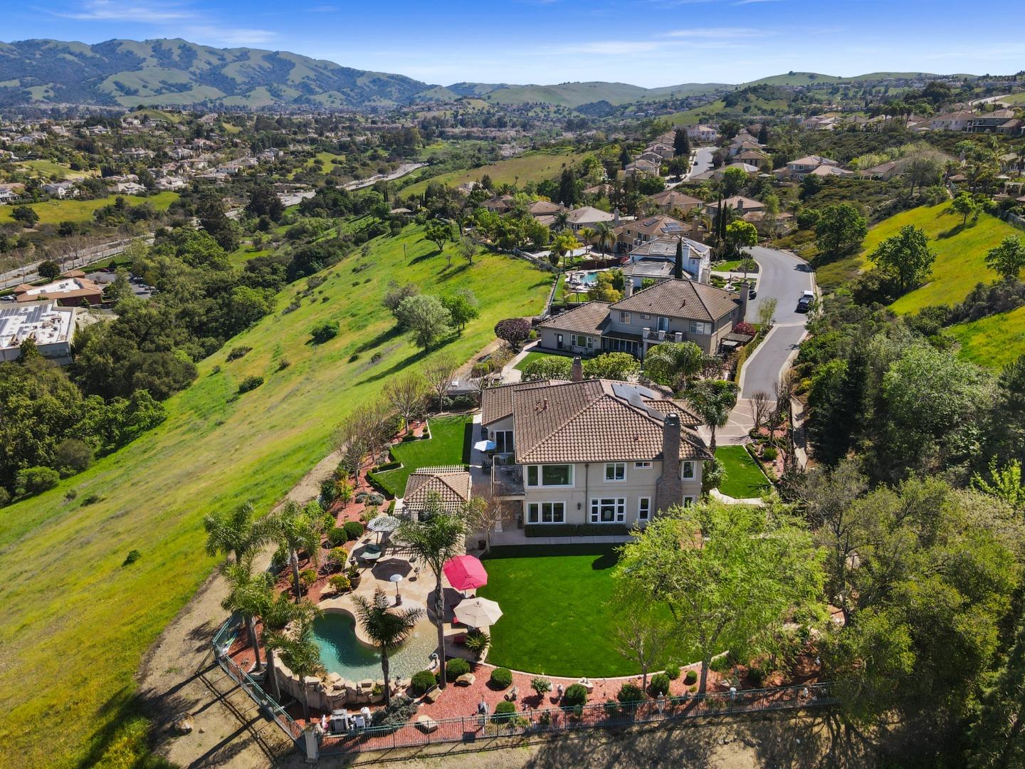 4903 Eastbourne Court