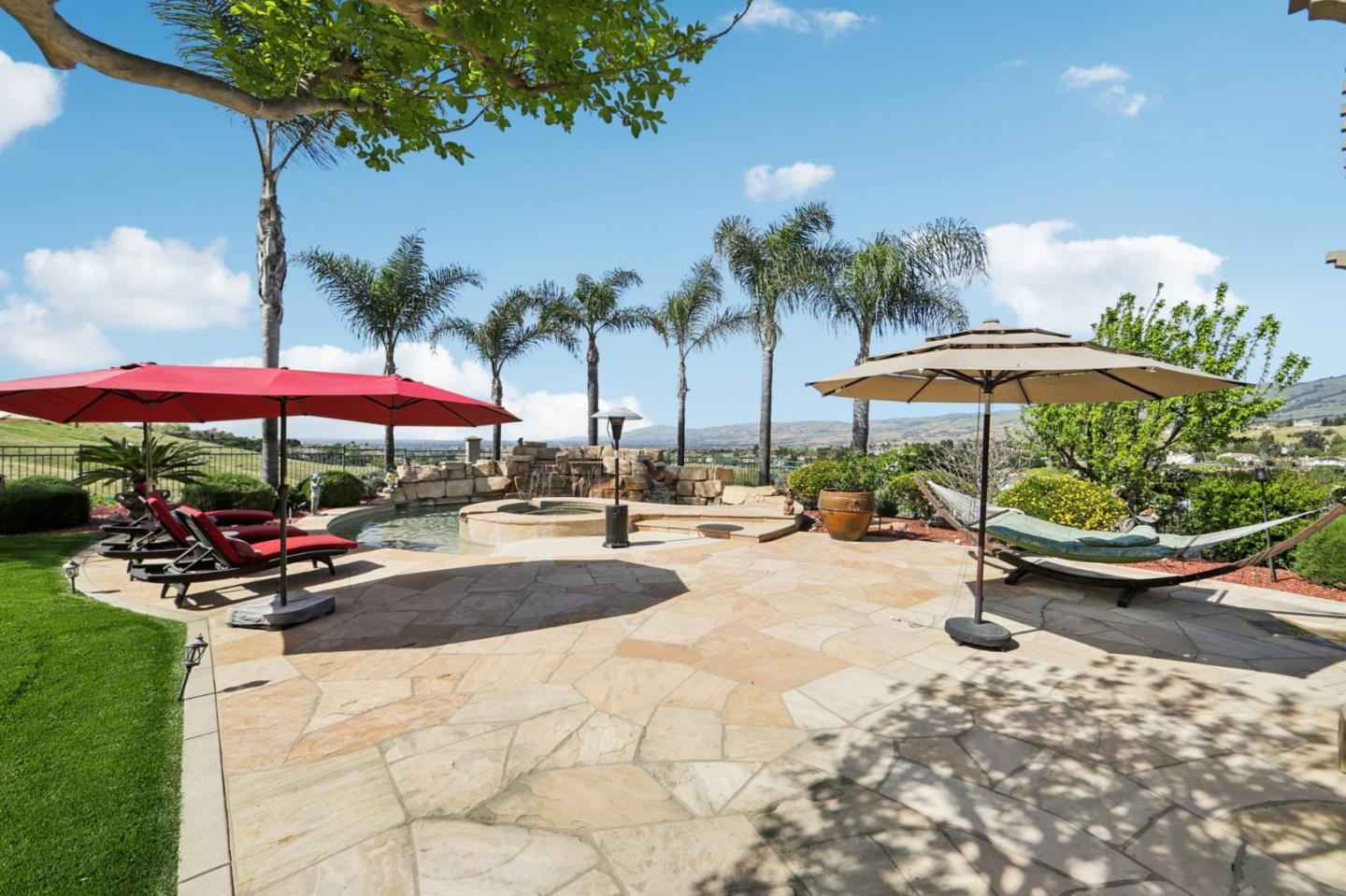 4903 Eastbourne Court