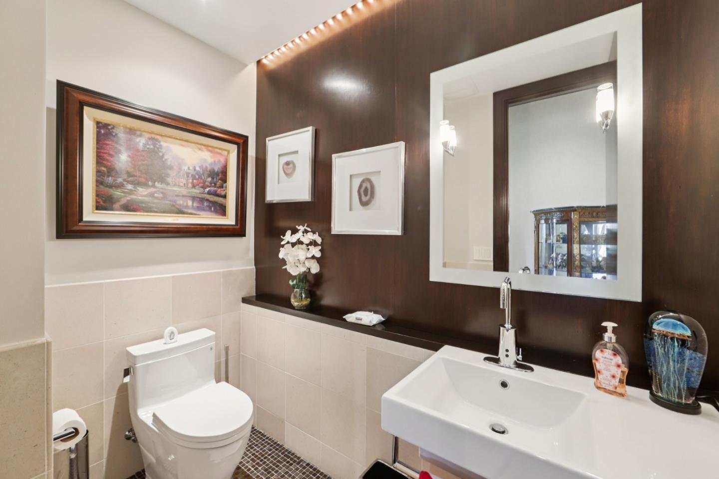 4903 Eastbourne Court