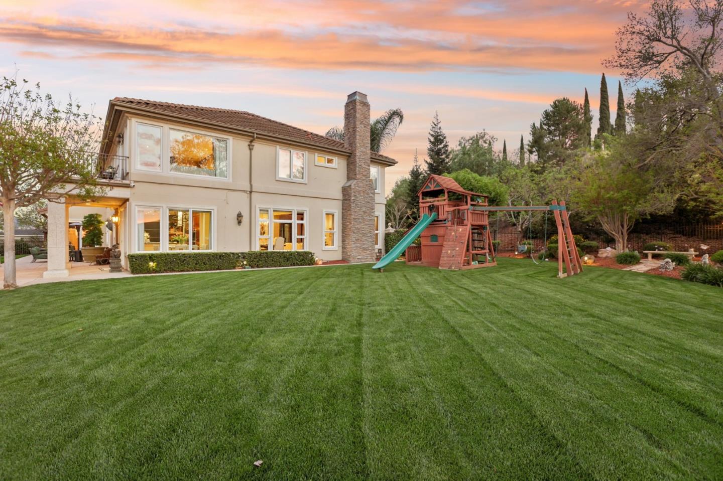 4903 Eastbourne Court