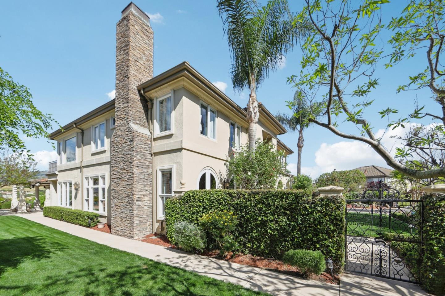 4903 Eastbourne Court