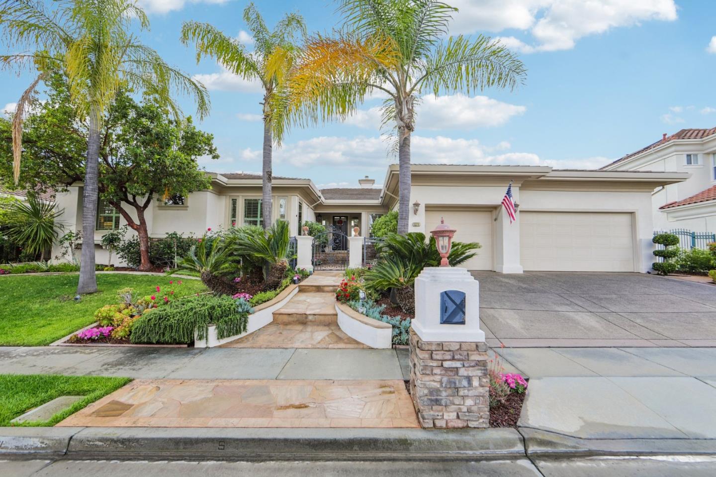 5379 Vicenza Way