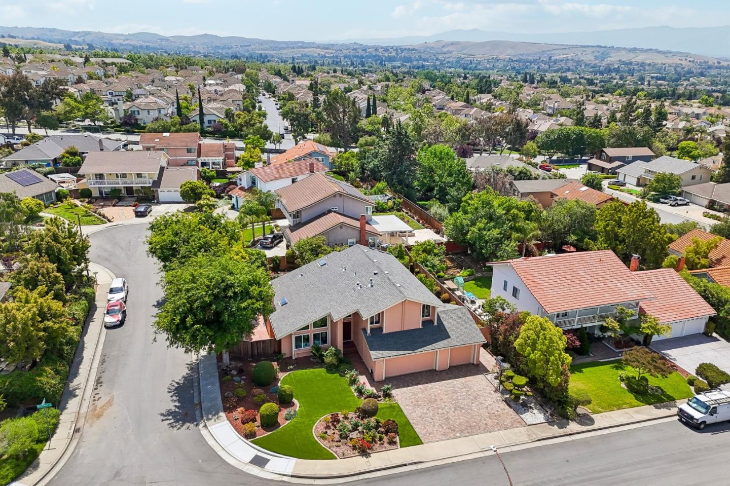 3393 Belgrove Circle