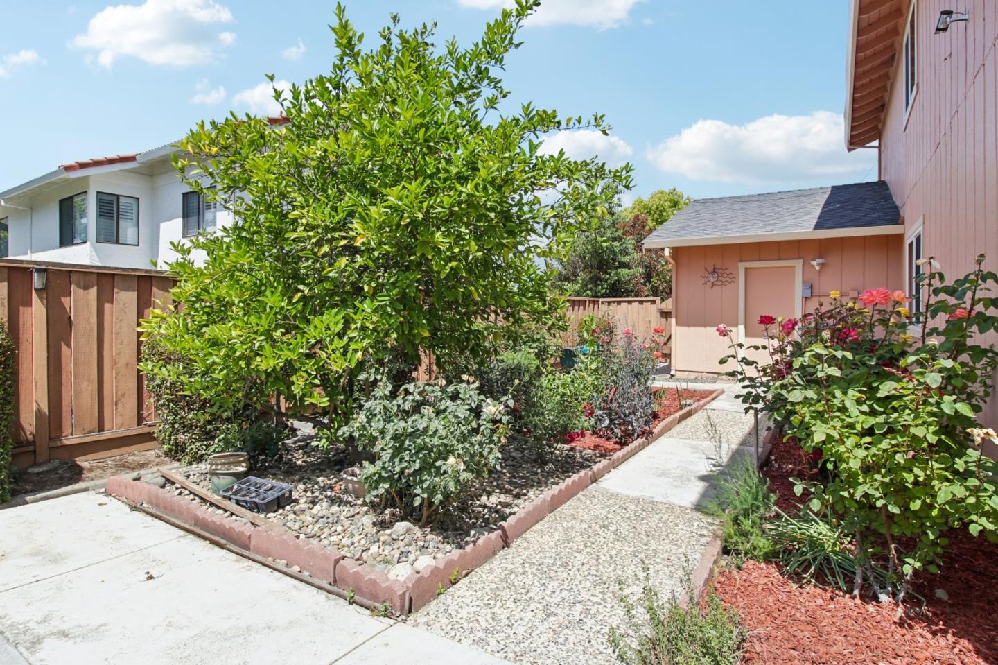 3393 Belgrove Circle