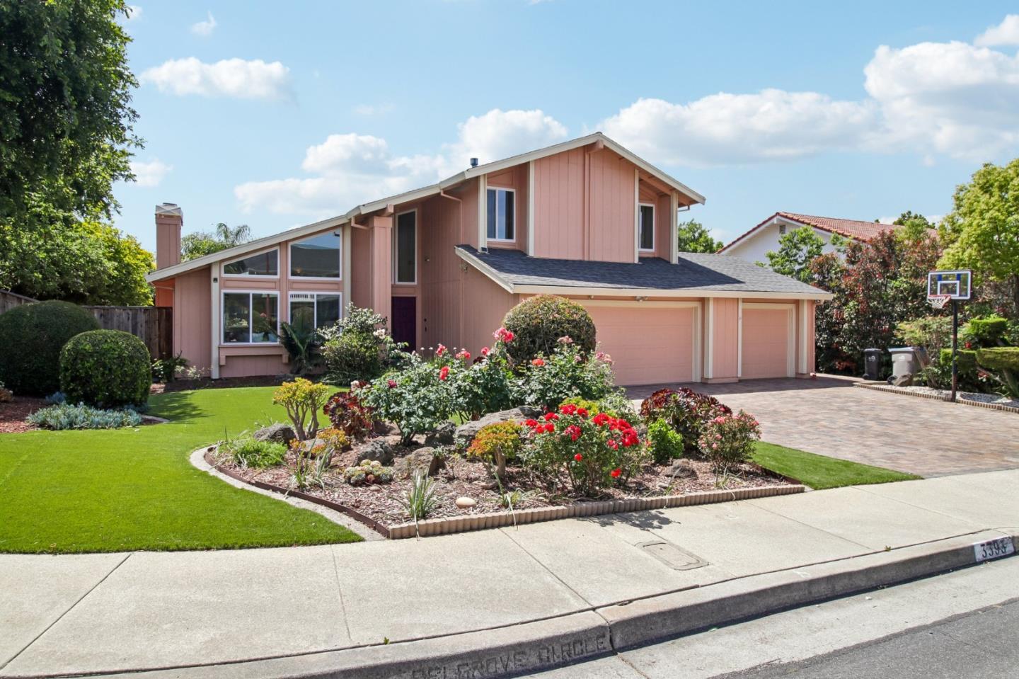 3393 Belgrove Circle