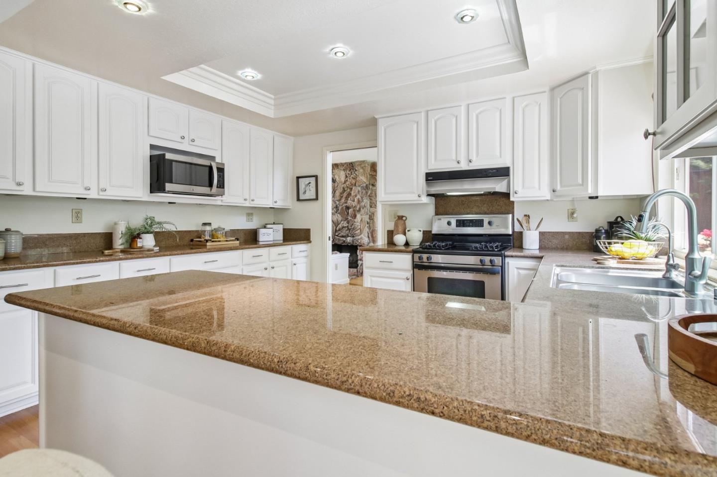 3393 Belgrove Circle