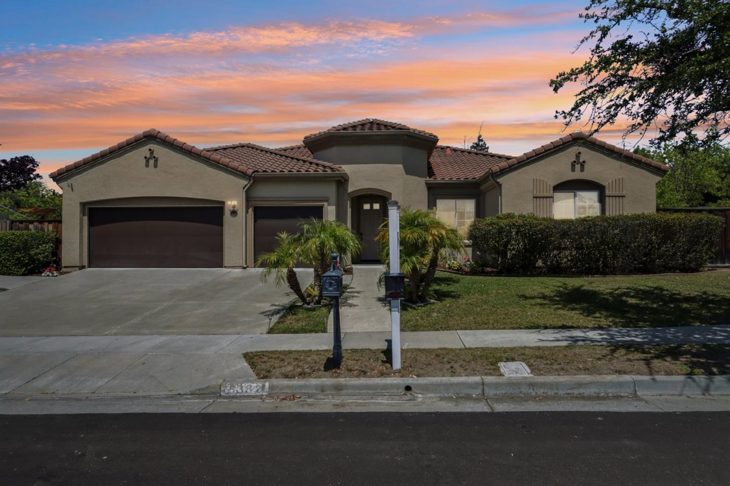 5382 Beaumont Canyon Drive