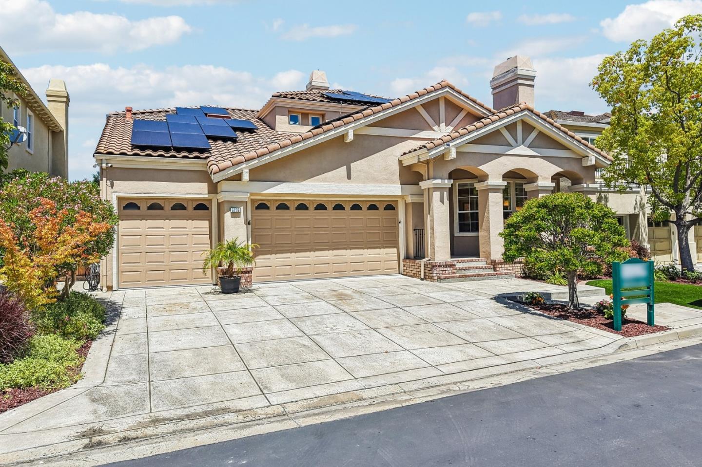 5238 Saint Annes Court
