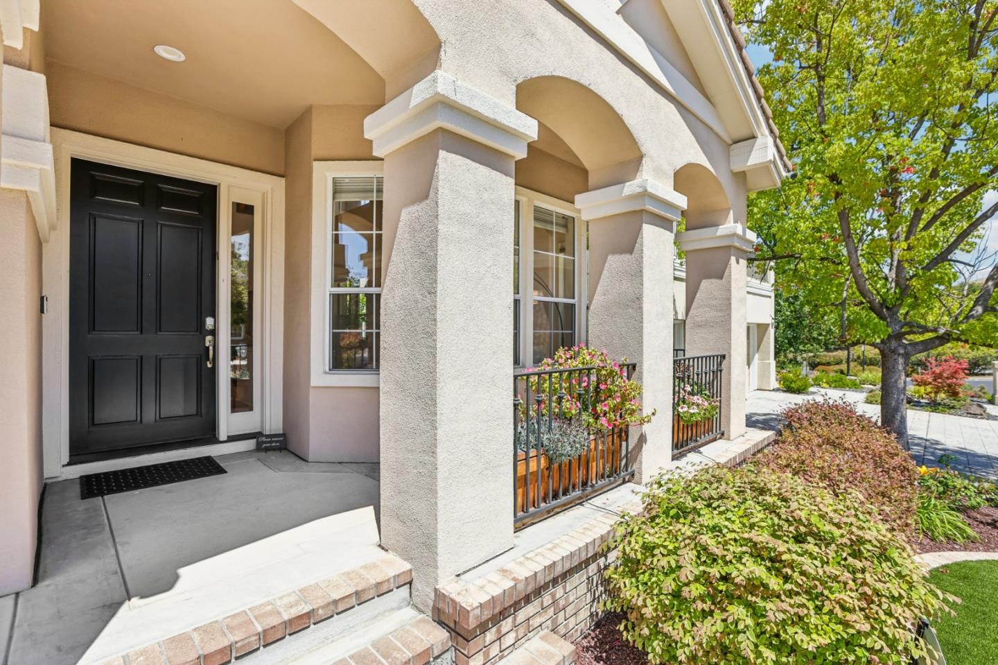 5238 Saint Annes Court