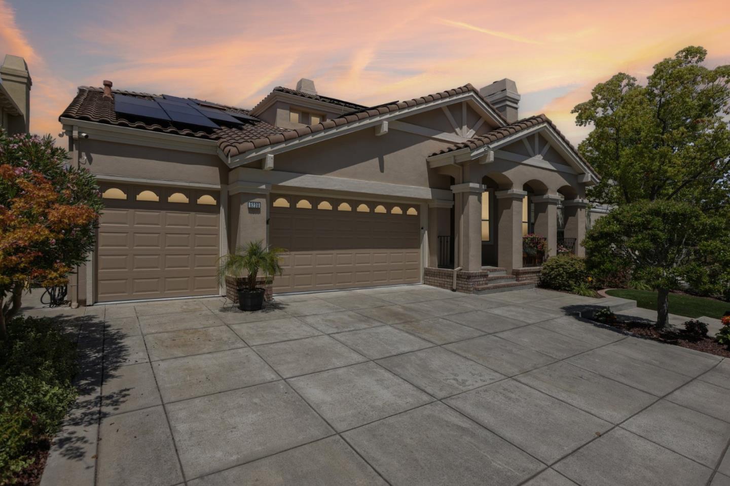 5238 Saint Annes Court