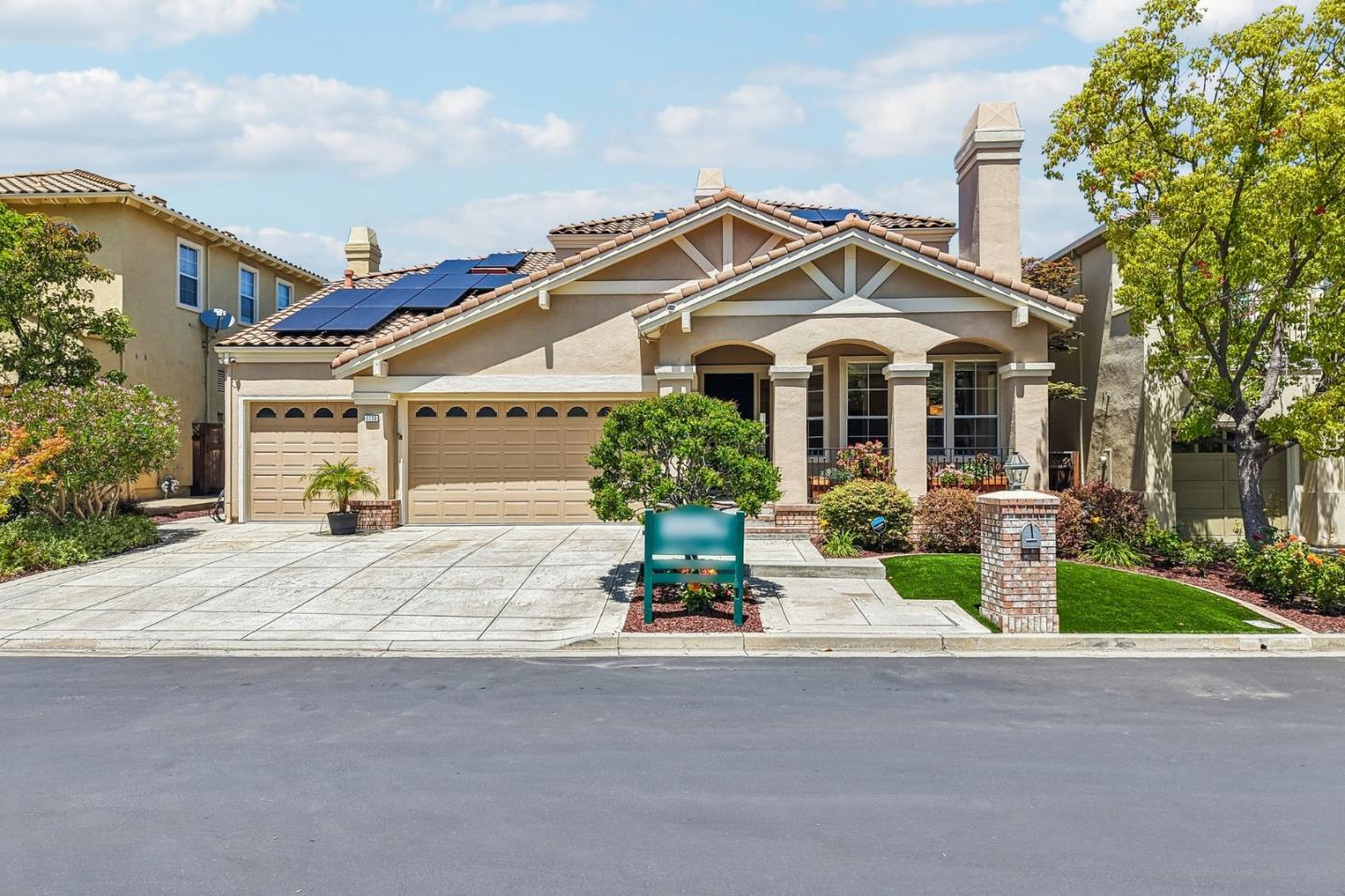 5238 Saint Annes Court