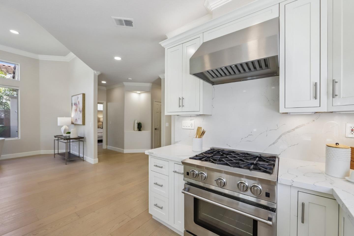 5869 Pistoia Way